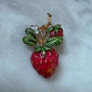 Vintage Strawberry Brooch Red Green Enamel Fruit Pin Gold Tone Leaves Branch